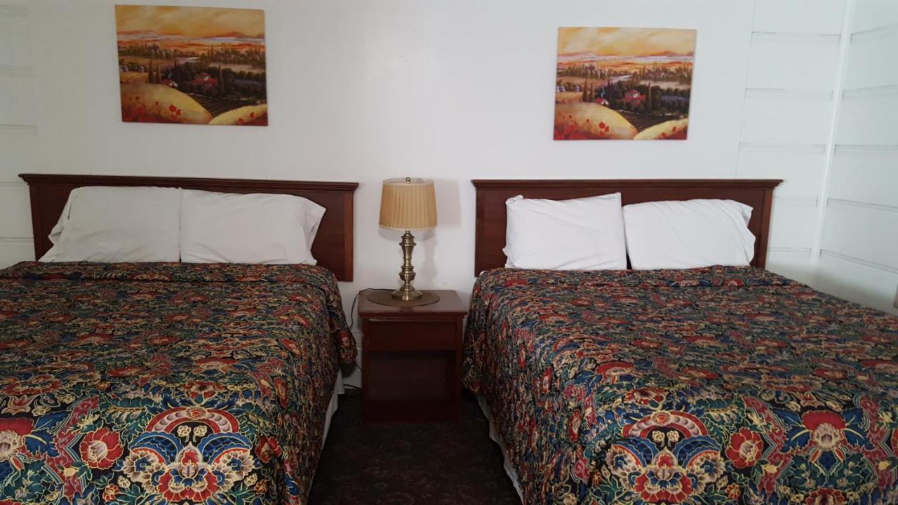 Motel Sonoma 2*